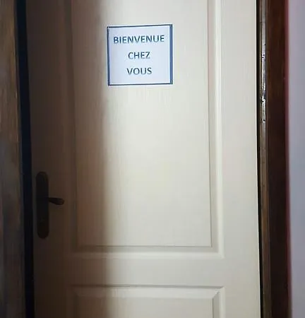 Chez Nous Quarto em Acomodações Particulares *