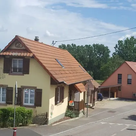 Chez Nous Quarto em Acomodações Particulares *